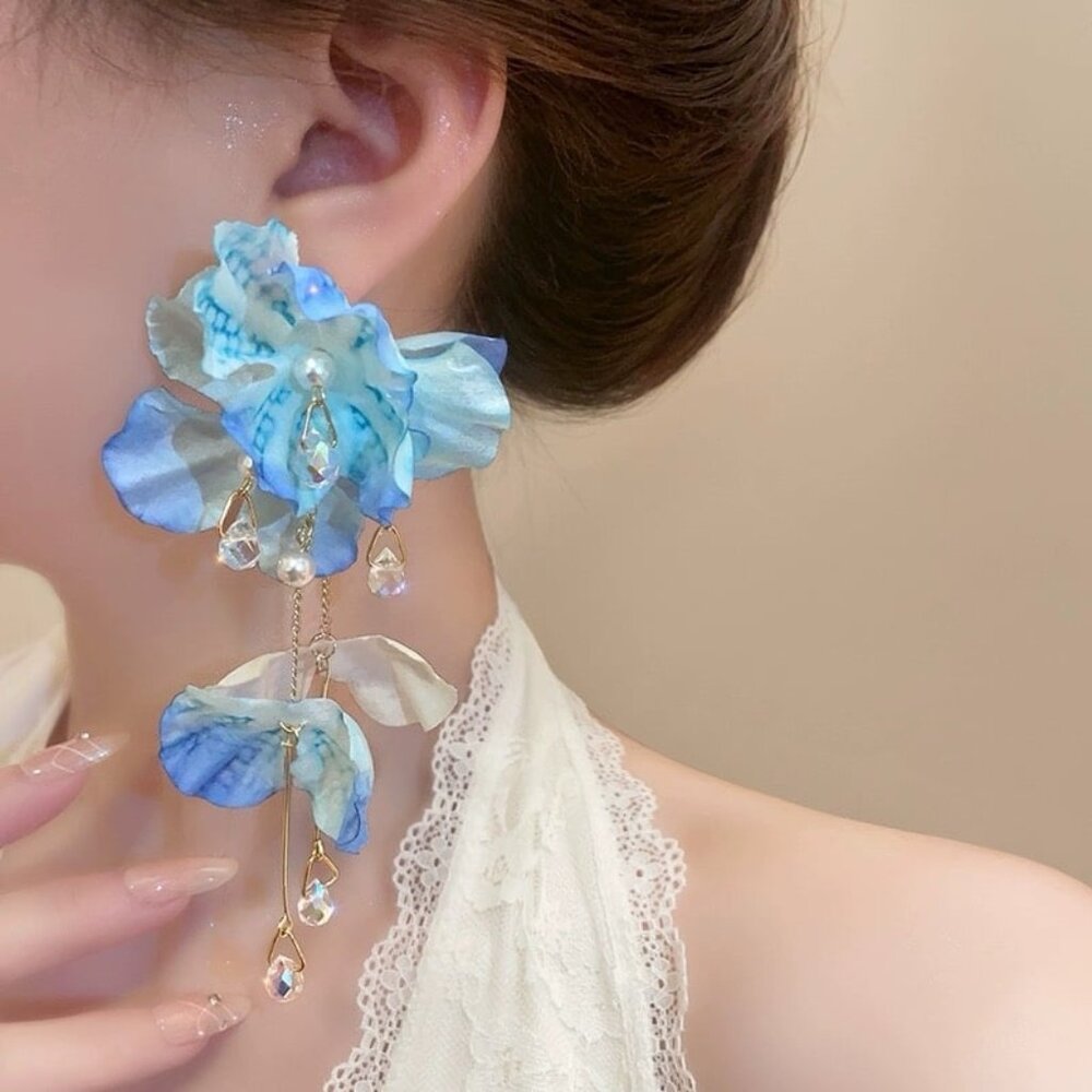 Super fairy blue tassel flower earrings
